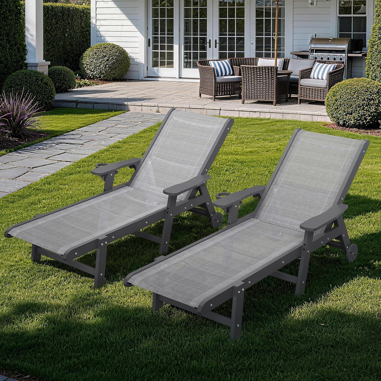 Adjustable Outdoor Patio Chaise Lounge Set